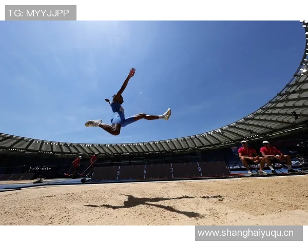 以体育精神为核心,探讨竞技与团结的力量在现代社会中的重要作用 以体育精神为核心,探讨竞技与团结的力量在现代社会中的重要作用